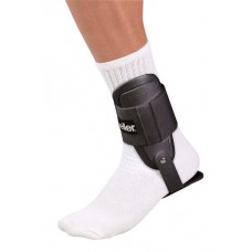 Mueller Sports Lite Active Hinged Ankle Brace